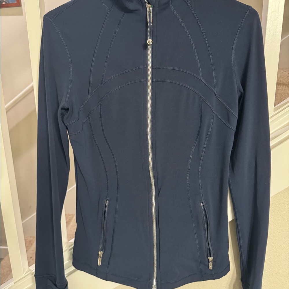 NWOT Define Lululemon Athletica Nulu Jacket